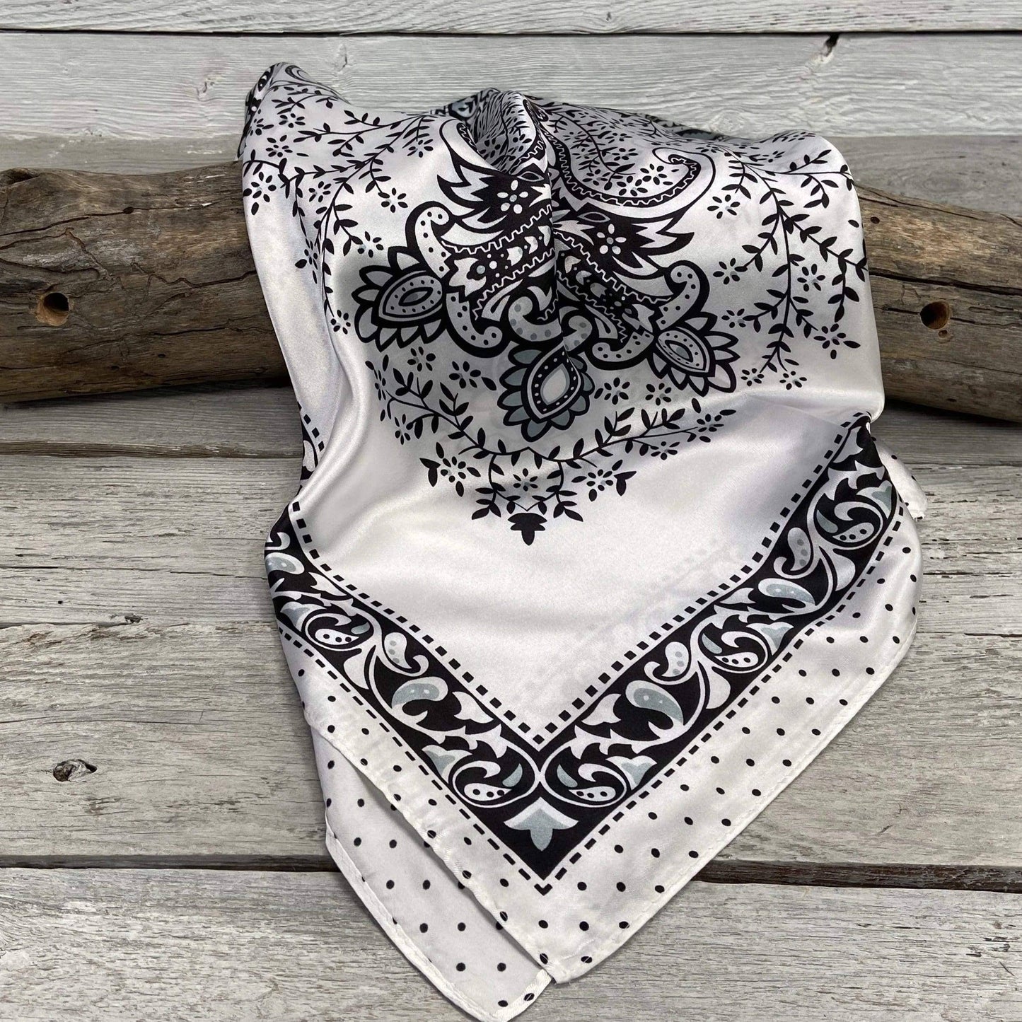 Dust and Dots Wild Rag