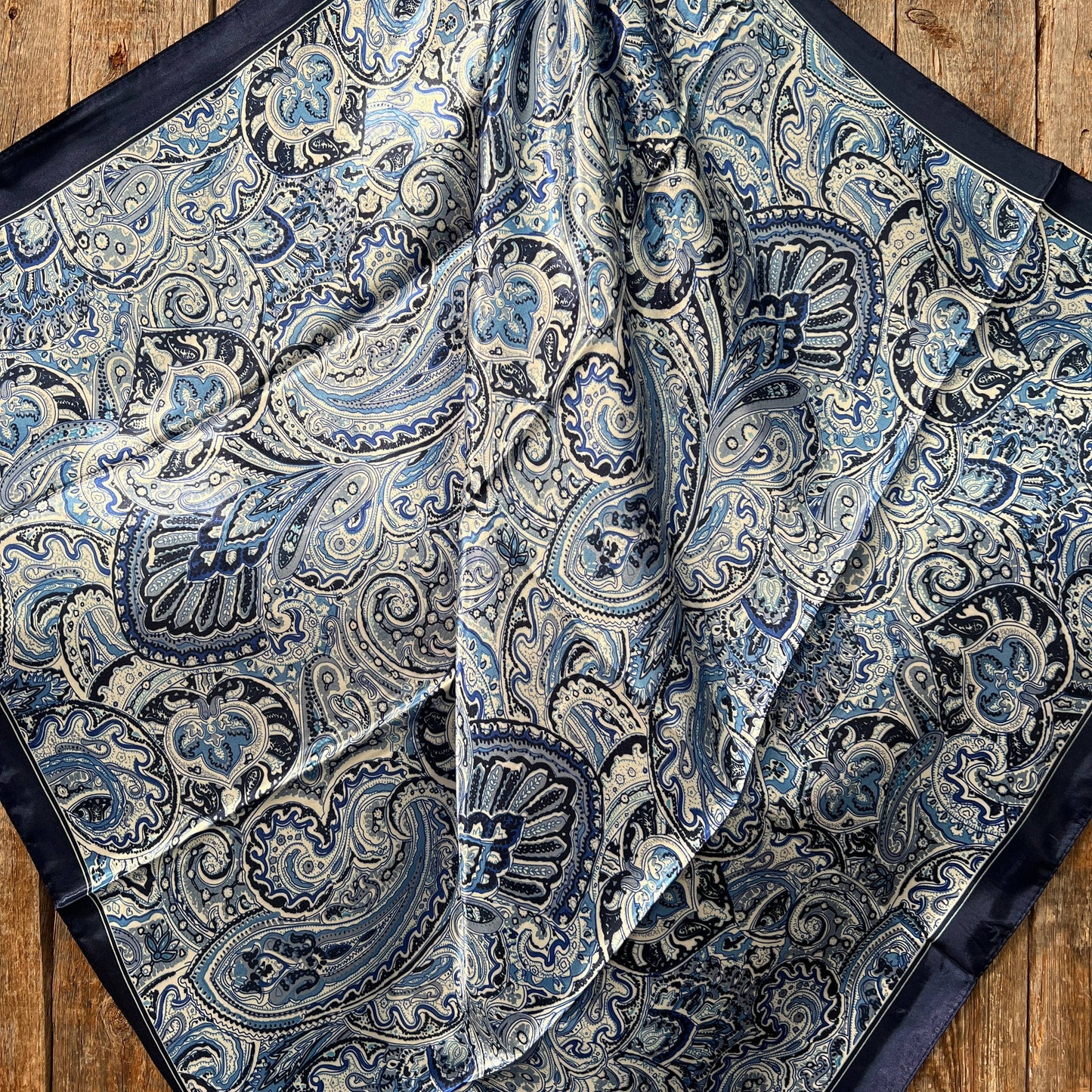 35X35" Blue & White Paisley Wild Rag/Scarf WR3418