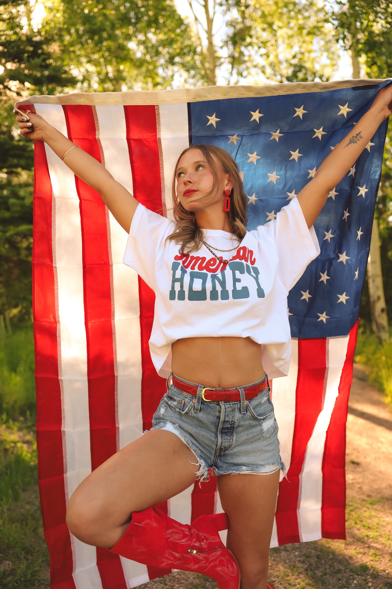 American Honey Graphic Box Crop Top in WHITE